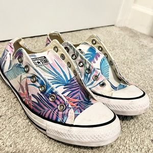 Converse Chuck Taylor Tropical Hawaiian Floral Print Shoes Low